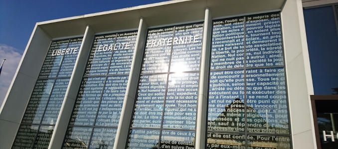 La mairie de Champhol perd "sa" laïcité
