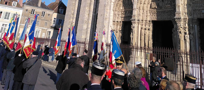 11-Novembre : Chartres continue d'ignorer la loi de séparation des Églises et de l'État